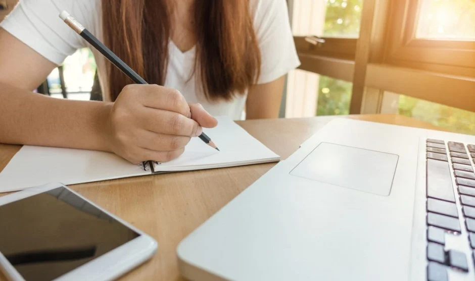 Documentos académicos solicitud