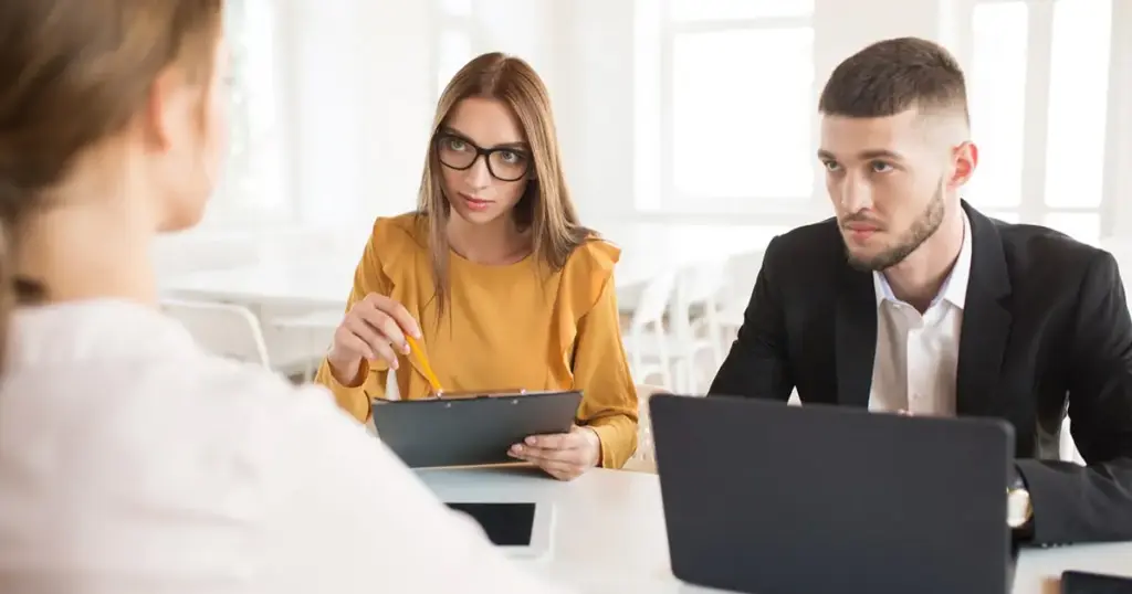 Selección de perfiles técnicos para ejercer en trabajos especializados