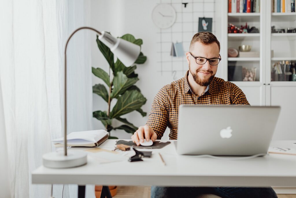 Tecnología trabajo remoto - Modelos híbridos y teletrabajo