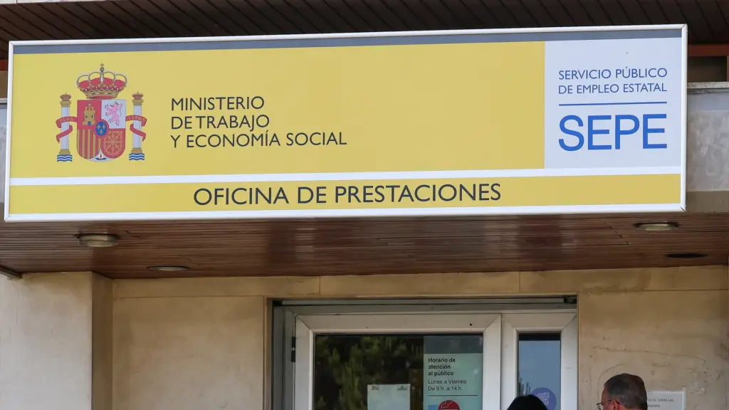 Oficina de prestaciones por desempleo en España, ahí ofrecen un tipo de ayudas económicas para el empleo.