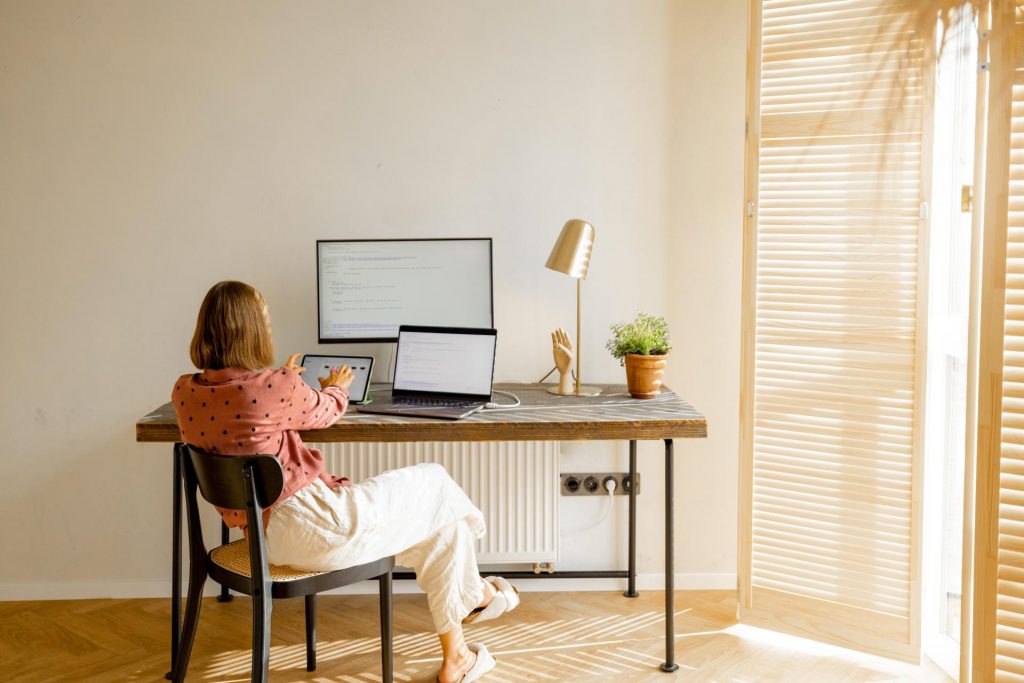 Teletrabajo oficina hogar - Ley de trabajo a distancia